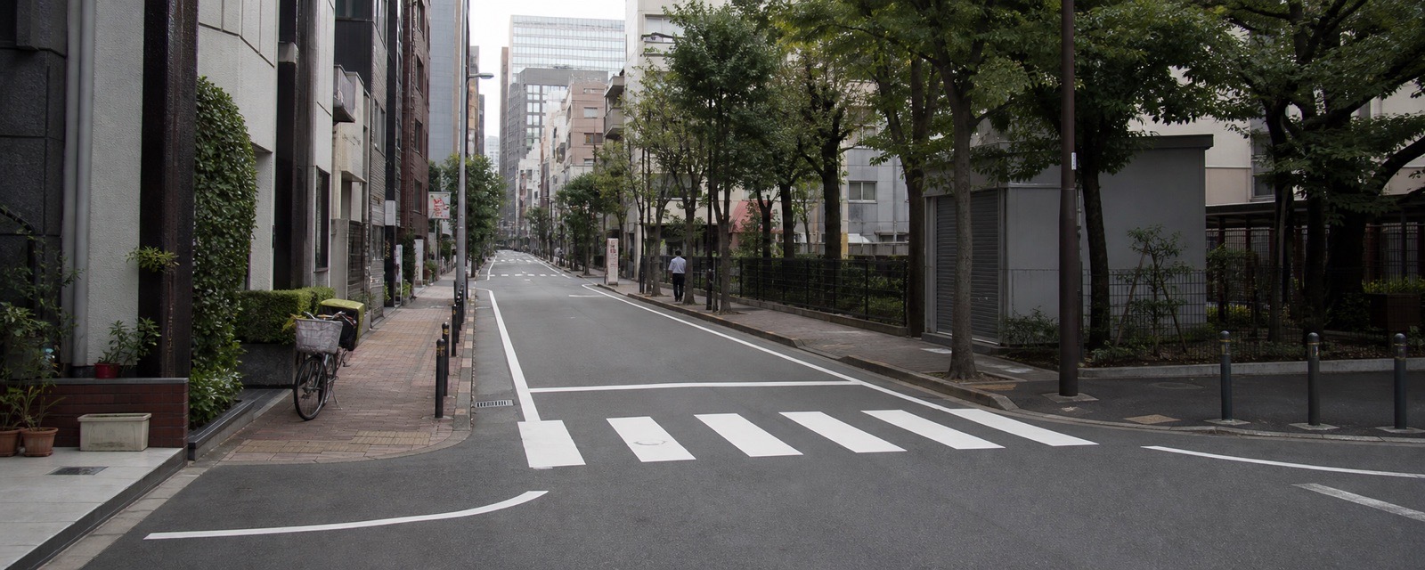 Quiet street near Hamacho and Ningyocho in Tokyo