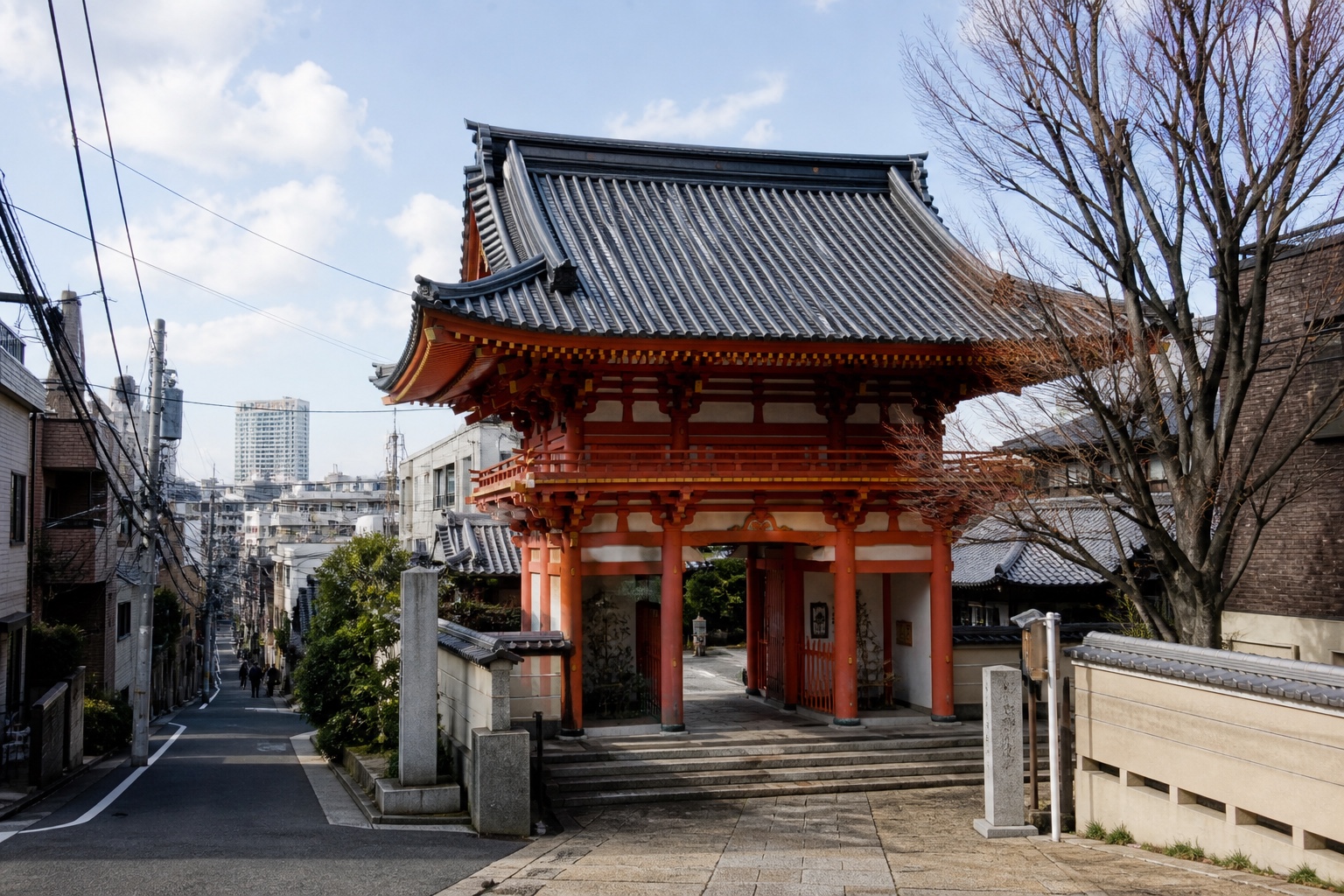 Zenkokuji Temple gate in Kagurazaka